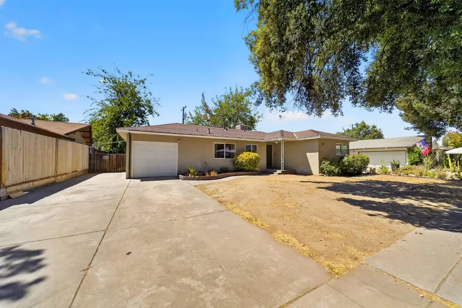 2903 N Fisher Street, Fresno, CA 93703 - #2