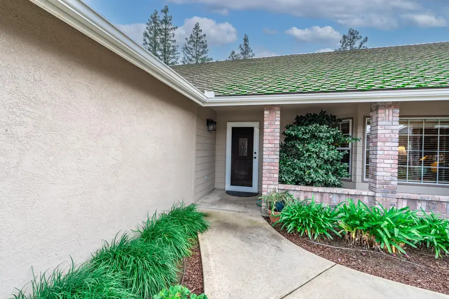 139 E Chestnut, Visalia, CA 93277 - #3