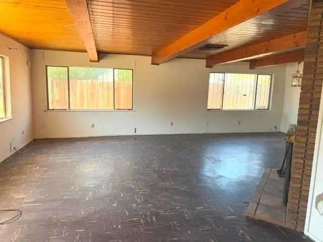 228 Yale Avenue, Coalinga, CA 93210 - #3