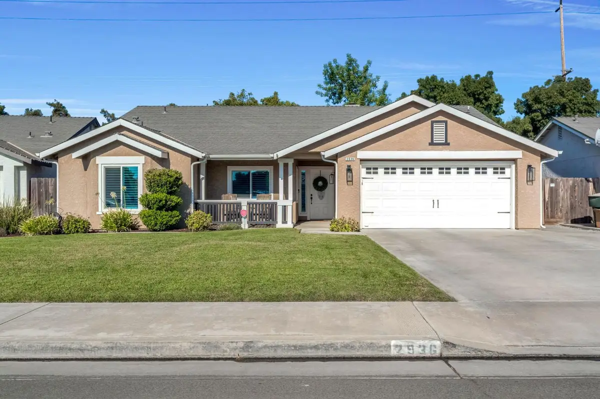 2936 Tarragon Avenue, Hanford, CA 93230 - #1
