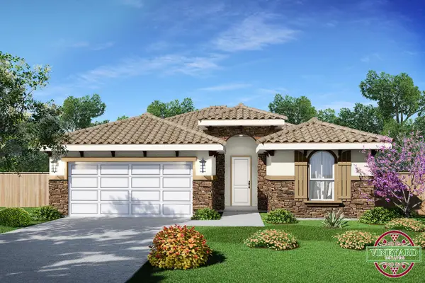 1289 Crimson Way, Dinuba, CA 93618