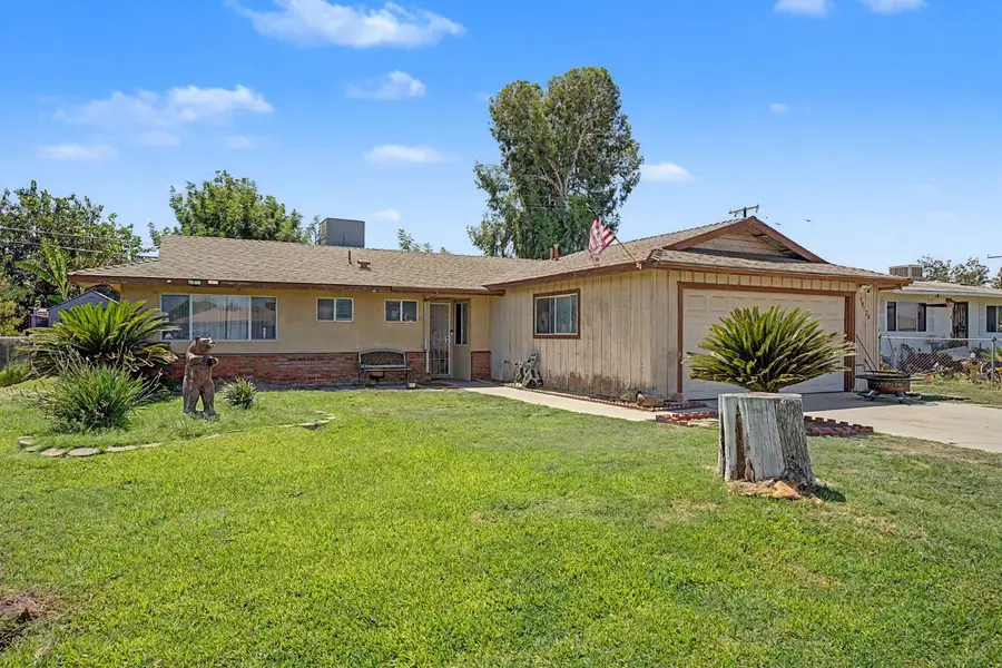 10129 Heath Street, Hanford, CA 93230 - #2