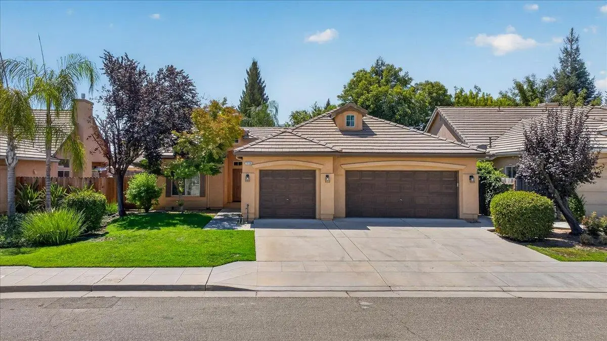 1039 E Hogan Avenue, Fresno, CA 93730 - #1