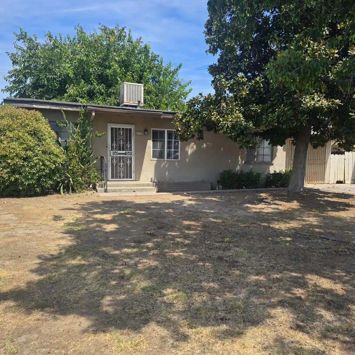 2127 E Sussex Way, Fresno, CA 93726 - #1