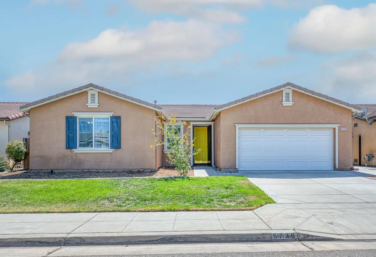 6739 E Harwood Avenue, Fresno, CA 93727 - #1