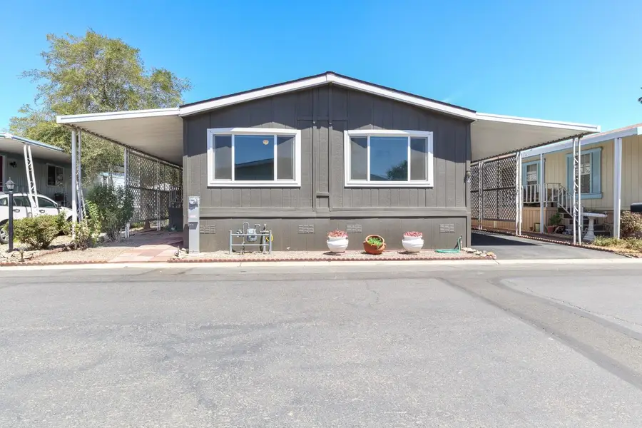 860 E Grangeville Boulevard #44, Hanford, CA 93230 - #3