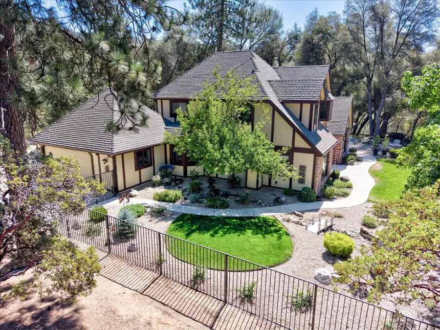 51951 Quail Ridge Rd, Oakhurst, CA 93644 - #3