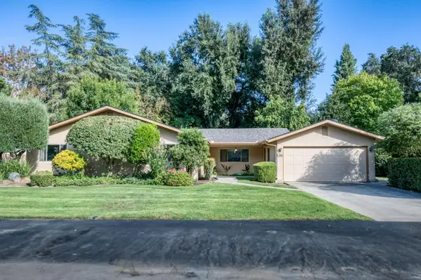 560 Trout Lake Drive, Sanger, CA 93657
