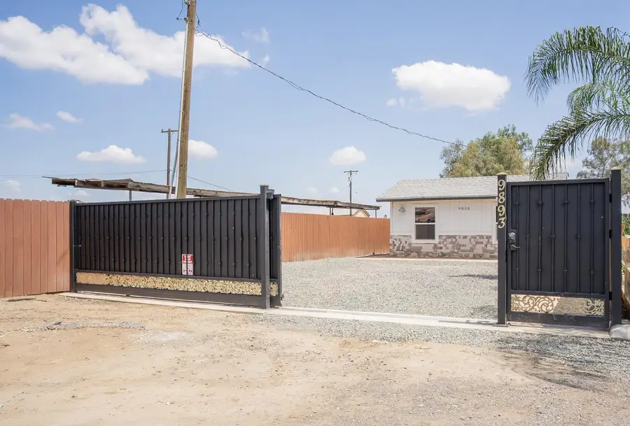 9893 Vista Avenue, Hanford, CA 93230 - #3