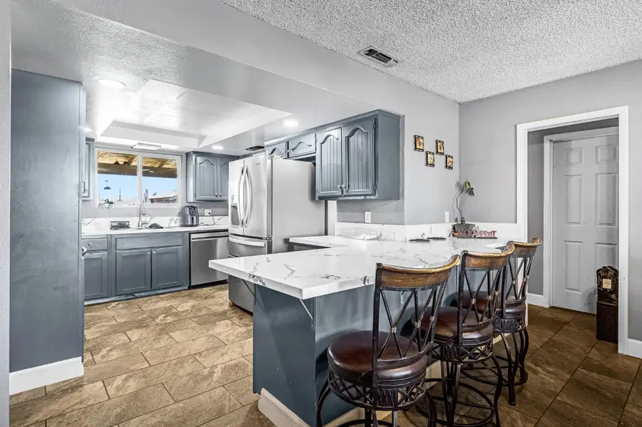 6852 W Mckinley Avenue, Fresno, CA 93723 - #3