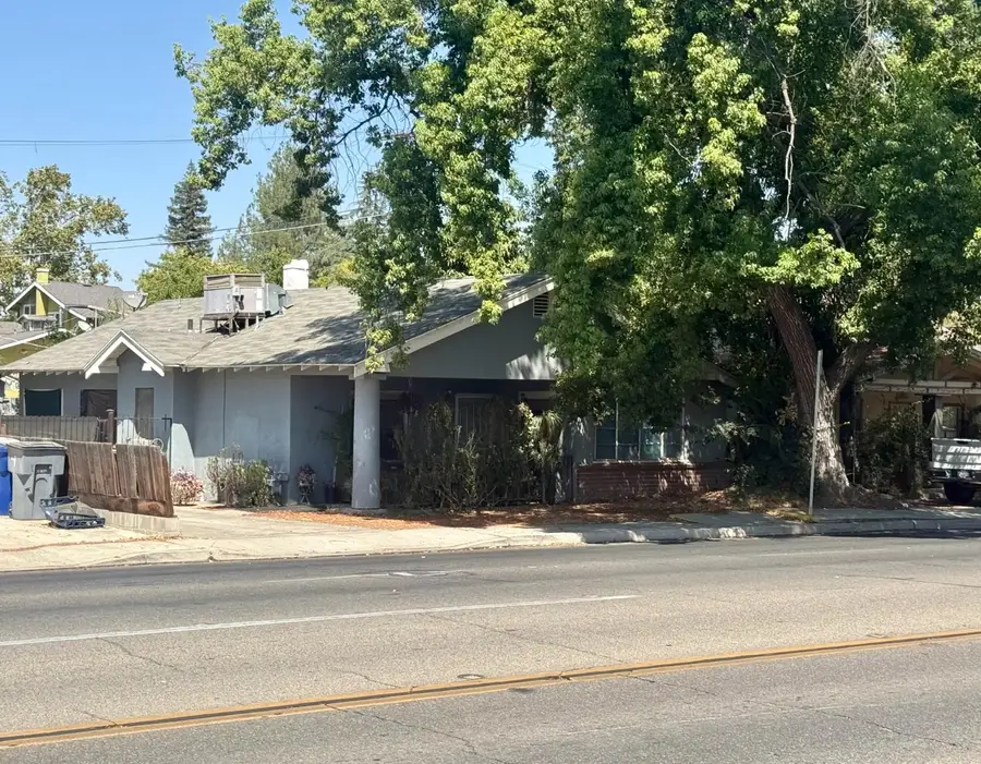 827 E Clinton, Fresno, CA 93704 - #2