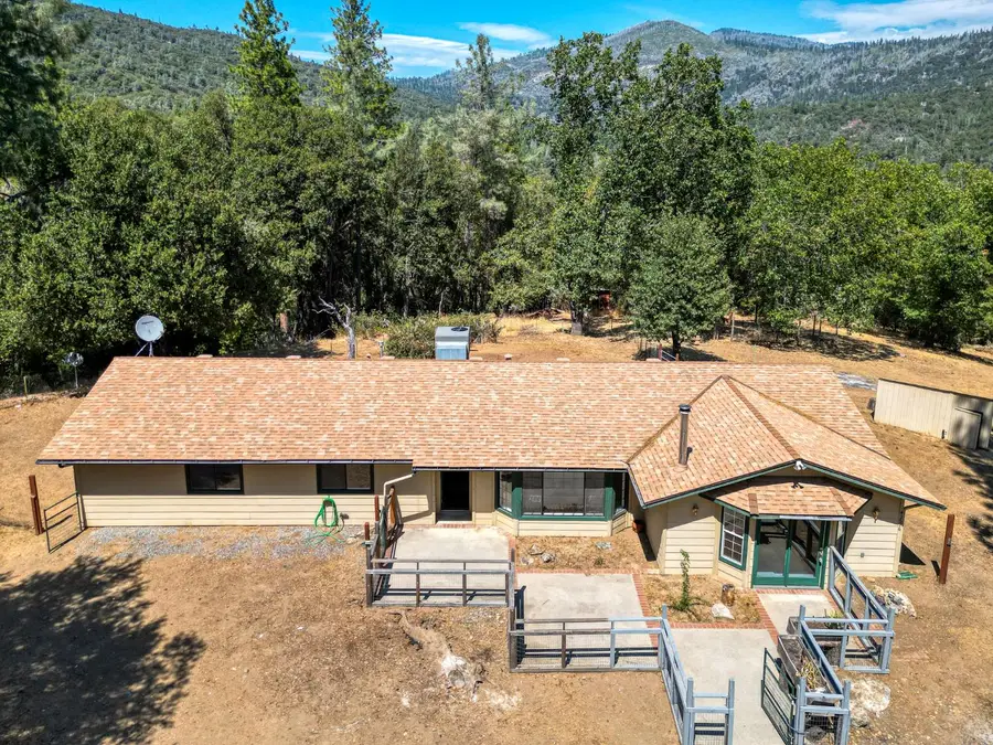 43696 Whispering Pines Drive, Oakhurst, CA 93644 - #2
