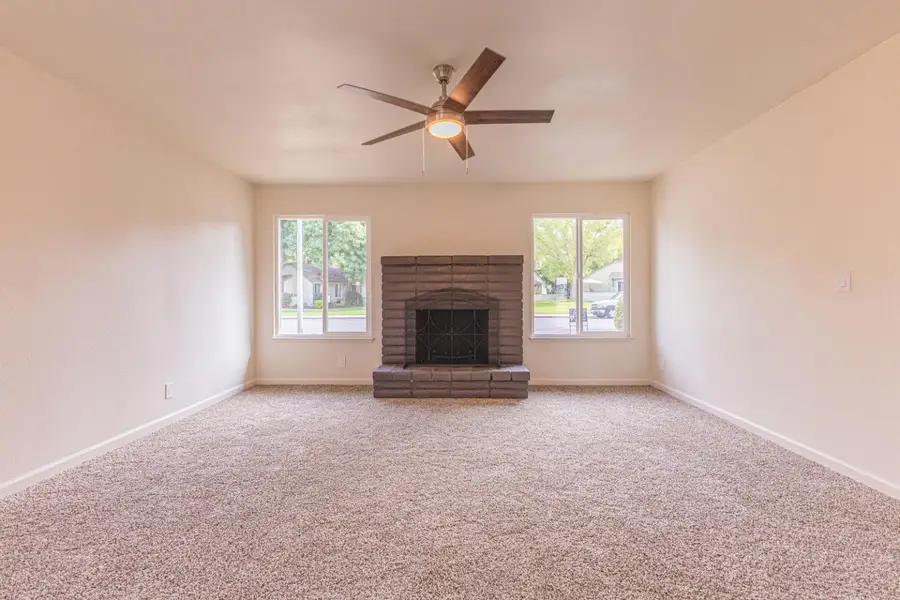 450 W Sacramento, Coalinga, CA 93210 - #3