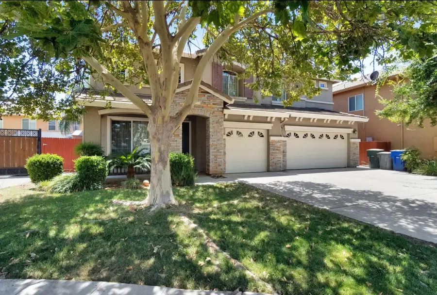 7113 E Garland Avenue, Fresno, CA 93737 - #2