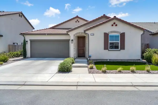 1178 Pinnacle Drive W, Madera, CA 93636