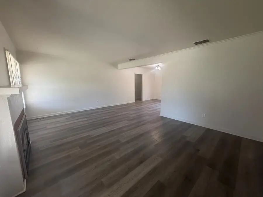 73 E Fedora Avenue, Fresno, CA 93704 - #3