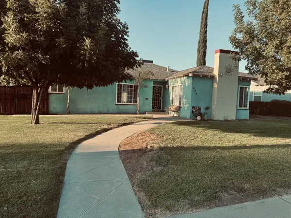 848 W Floradora Avenue, Fresno, CA 93728