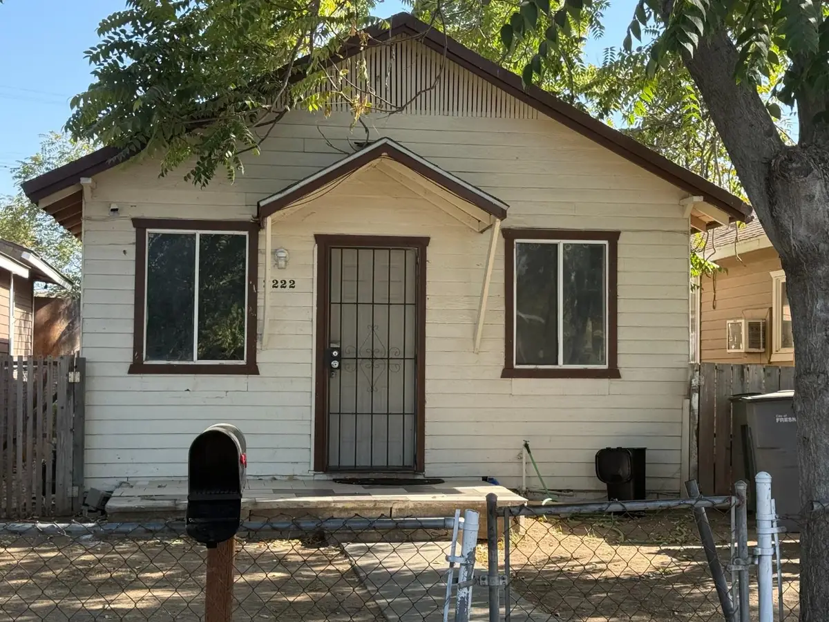 2222 E White Avenue, Fresno, CA 93701 - #1