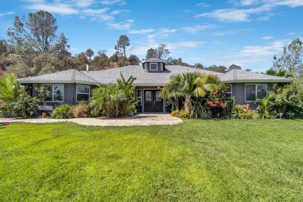 33686 NE Global Place, Coarsegold, CA 93614