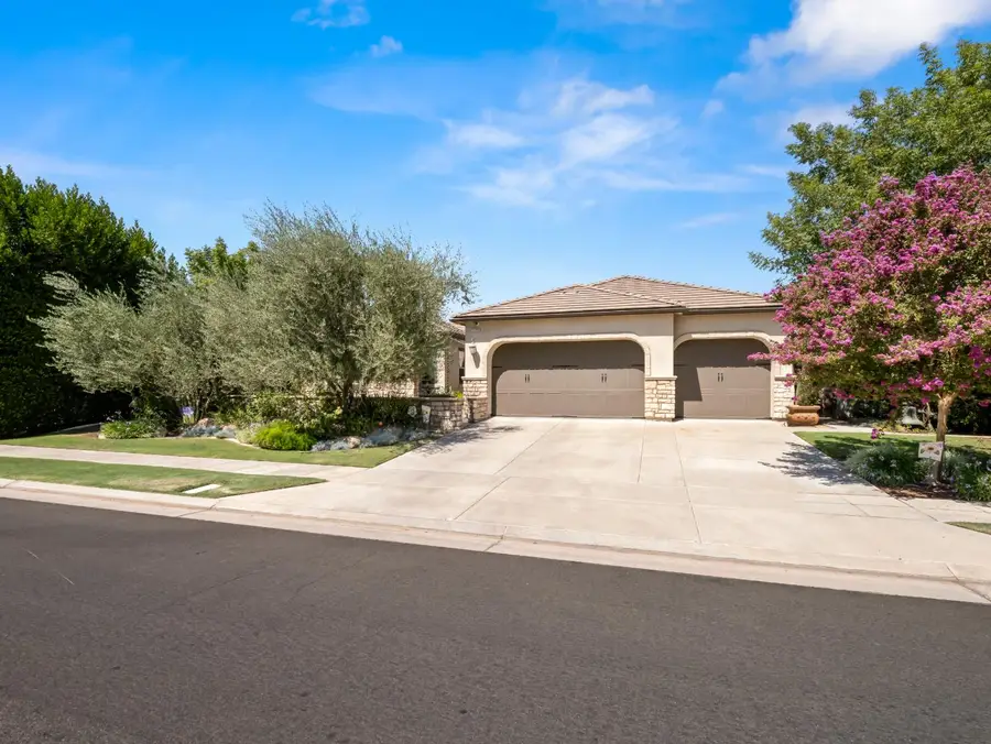 7138 W Browning Avenue, Fresno, CA 93723 - #3