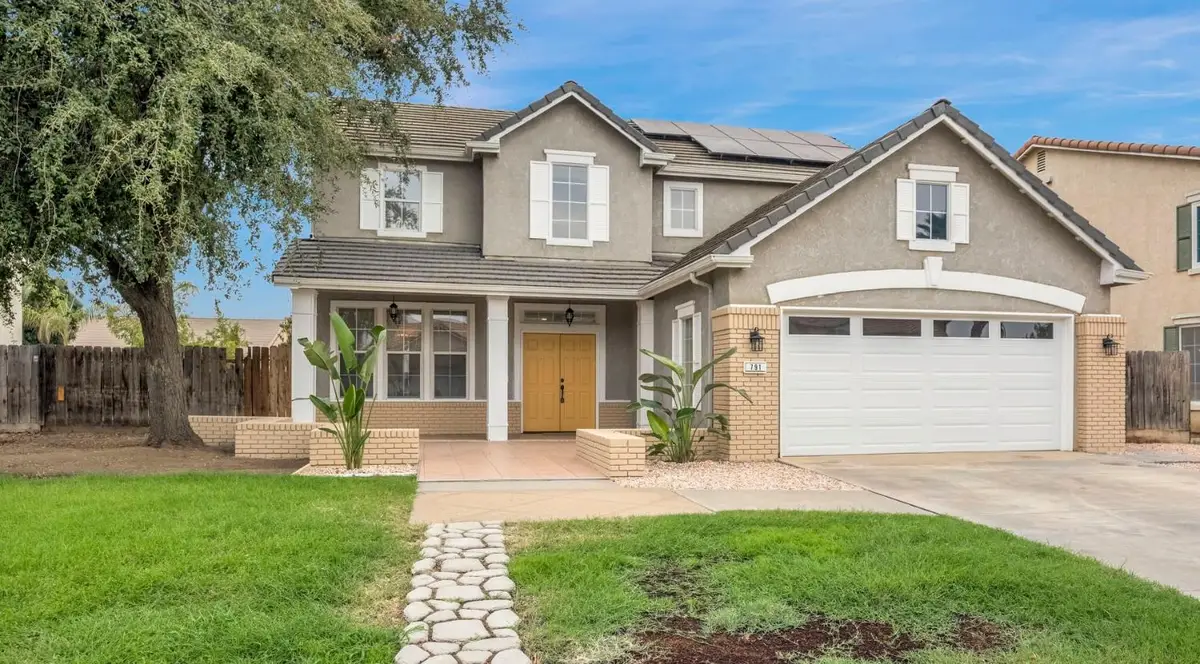 791 W Pebble Dr, Hanford, CA 93230 - #1