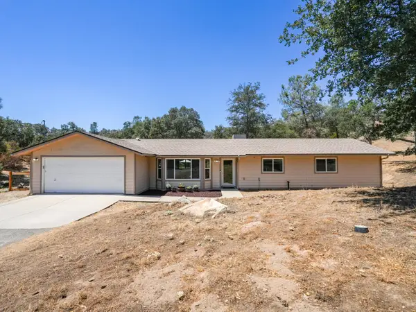 30212 N Dome Dr, Coarsegold, CA 93614