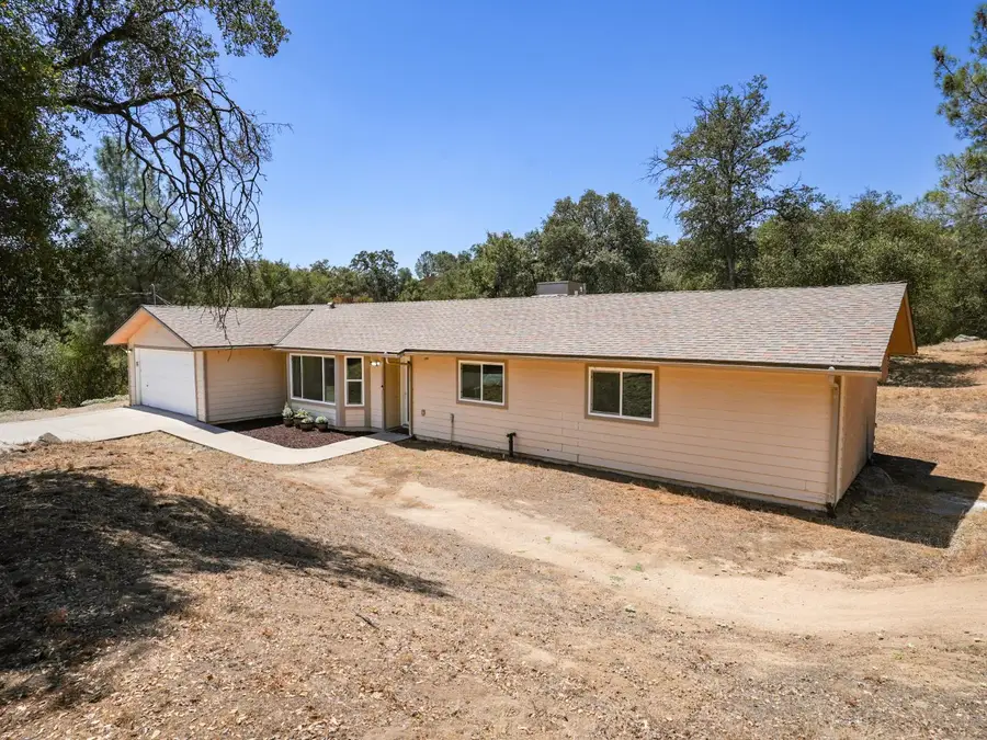 30212 N Dome Dr, Coarsegold, CA 93614 - #3