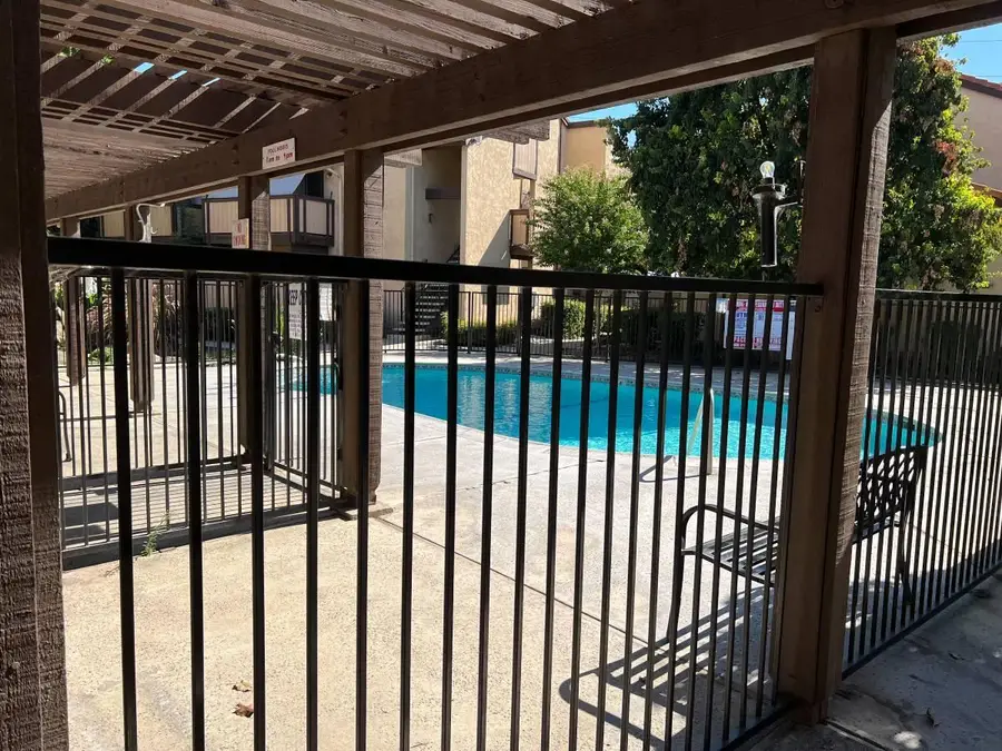 1550 W Ashlan Avenue #133, Fresno, CA 93705 - #2