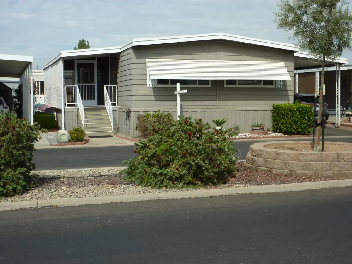 221 W Herndon Avenue #6, Pinedale, CA 93650 - #1