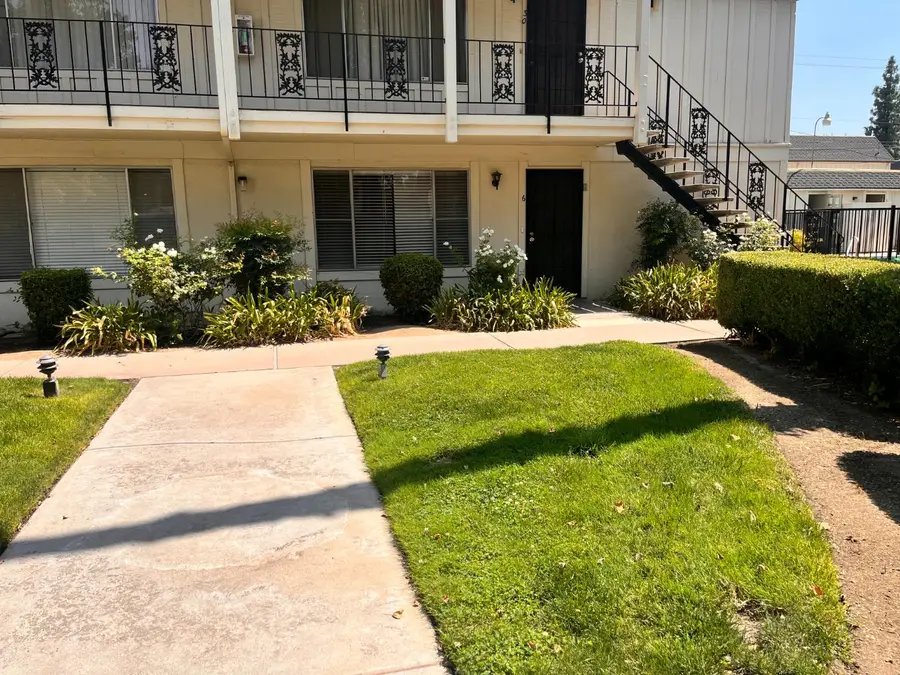 5090 N Roosevelt Avenue #6, Fresno, CA 93704 - #2