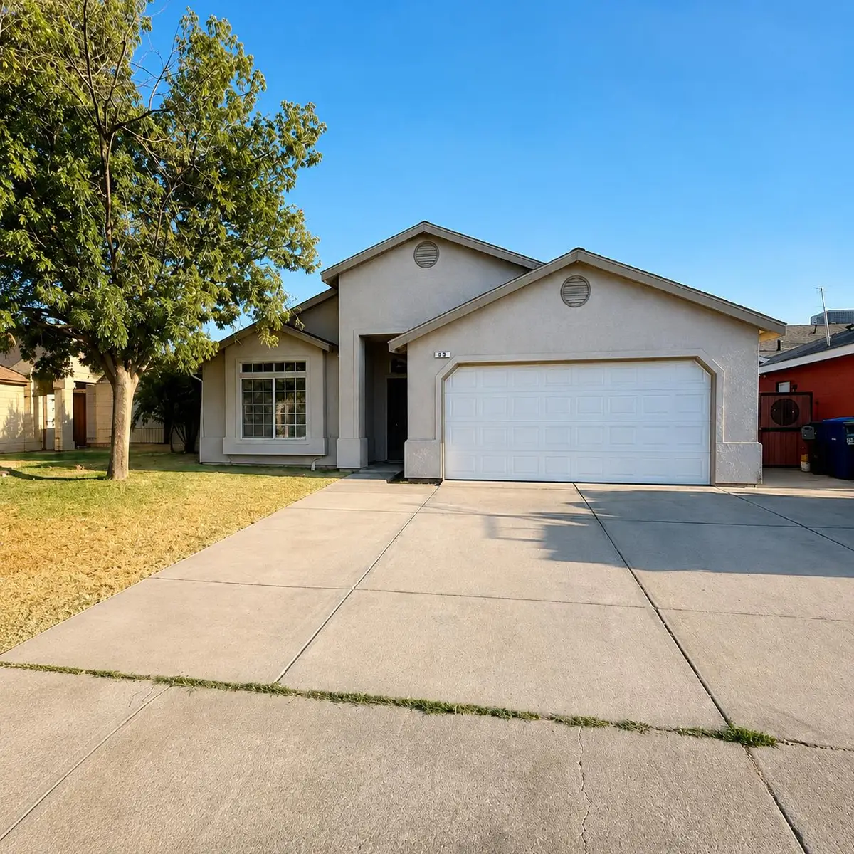 857 Isaac Newton Dr, Hanford, CA 93230 - #1