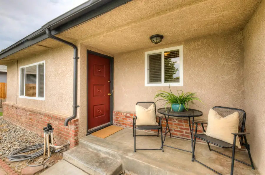 1488 E Los Altos Avenue, Fresno, CA 93710 - #2