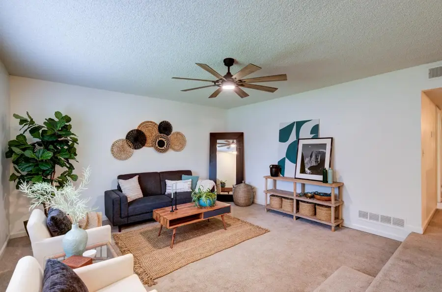 1488 E Los Altos Avenue, Fresno, CA 93710 - #3