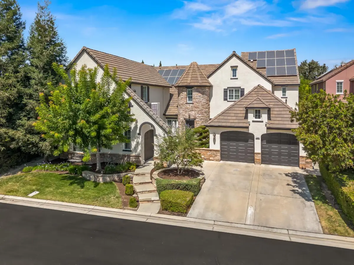 1696 E Banwell Lane, Fresno, CA 93730 - #1