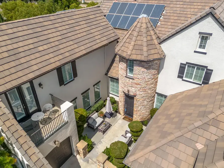 1696 E Banwell Lane, Fresno, CA 93730 - #2