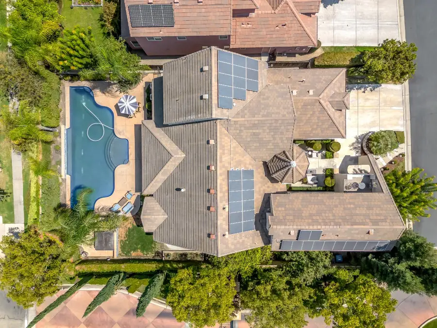 1696 E Banwell Lane, Fresno, CA 93730 - #3