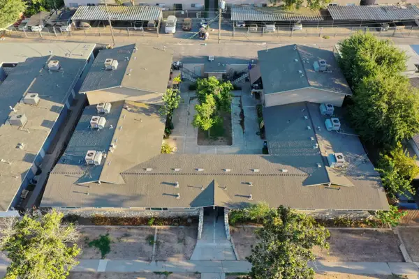 2125 W Princeton Avenue, Fresno, CA 93705