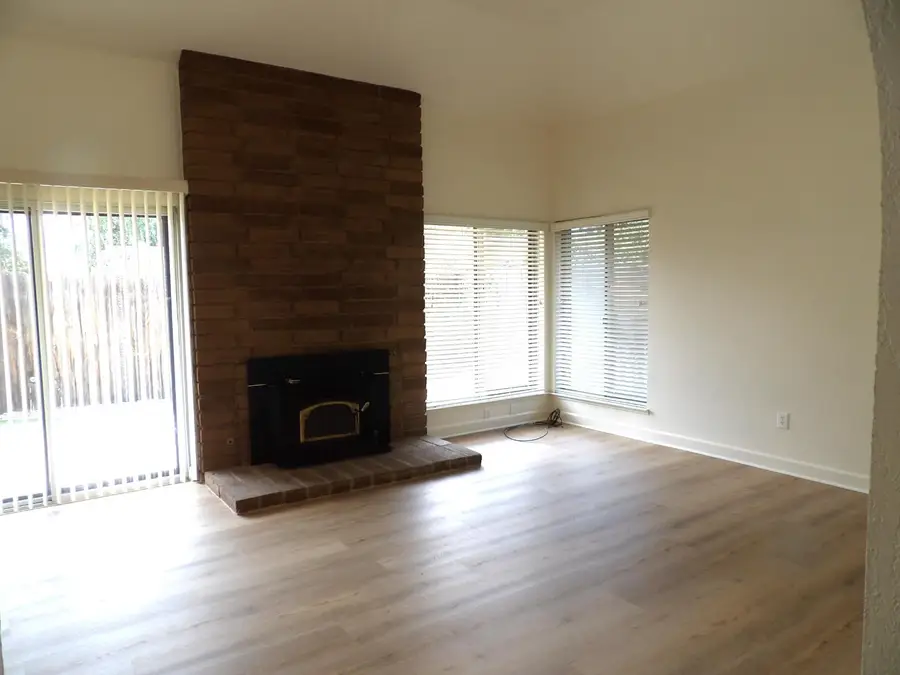 5302 N Colonial #102, Fresno, CA 93704 - #3