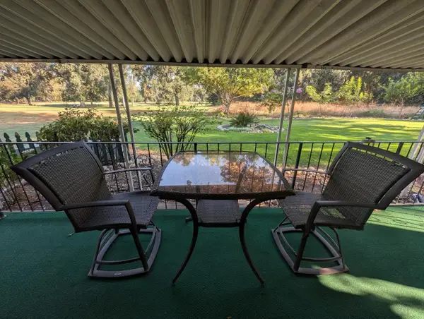 339 N Frankwood Avenue #7, Sanger, CA 93657