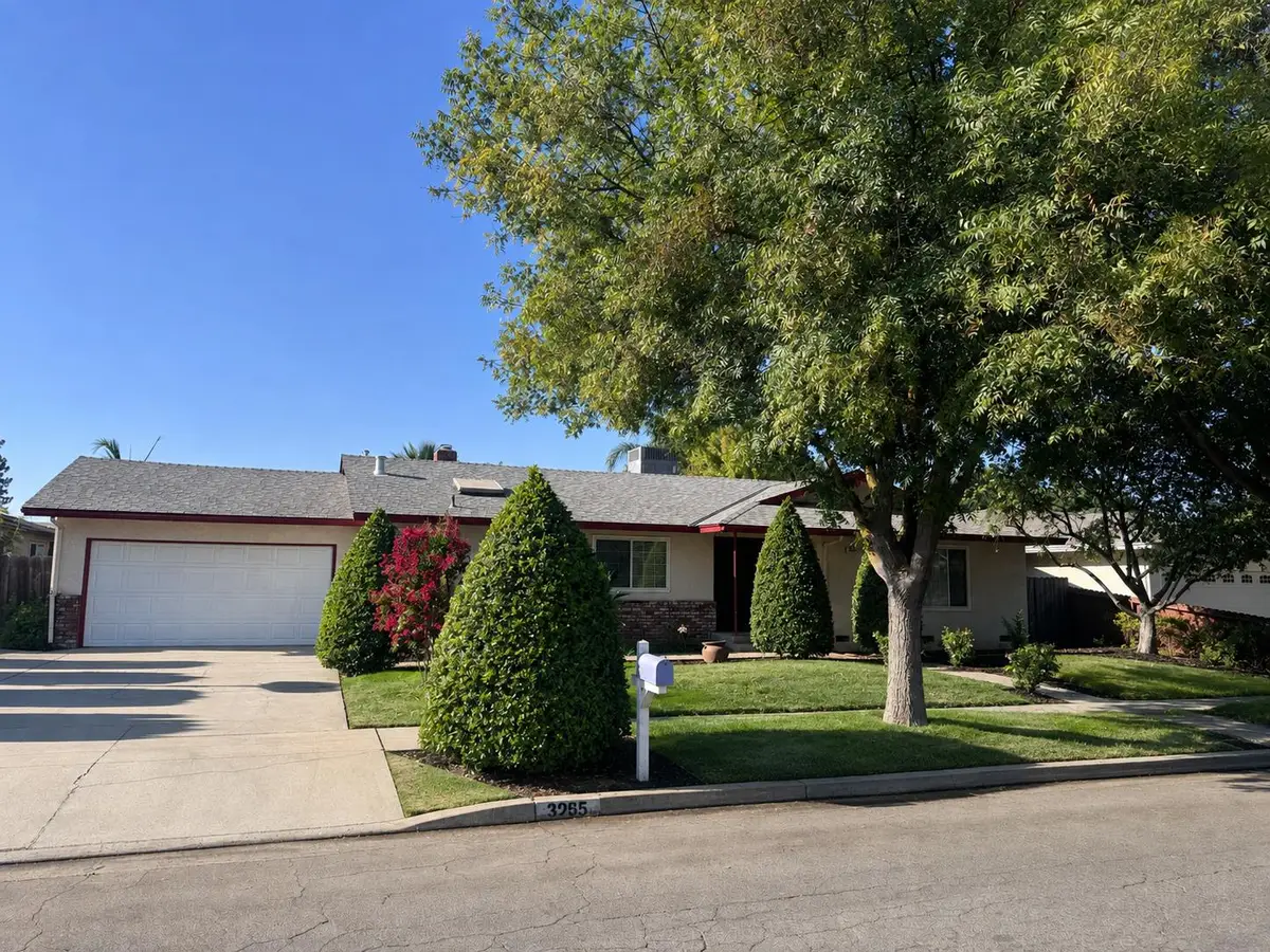 3265 E Vartikian Avenue, Fresno, CA 93710 - #1