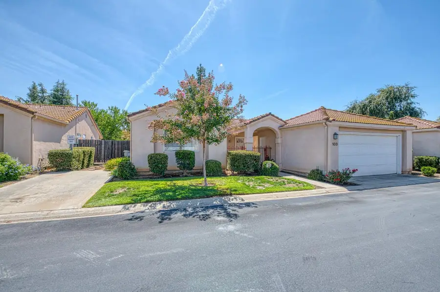 6706 N Chestnut Avenue #103, Fresno, CA 93710 - #2