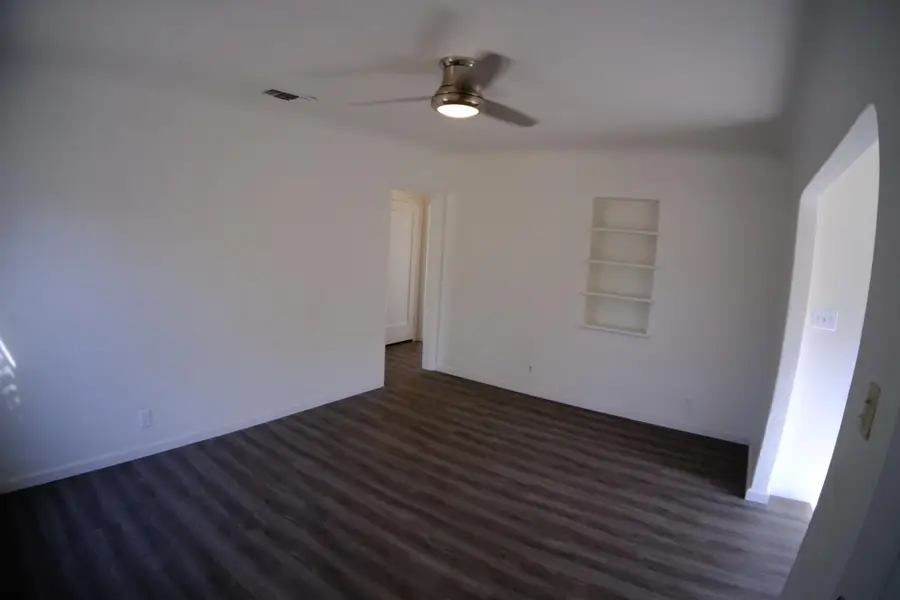 3805 E Heaton Avenue, Fresno, CA 93702 - #3