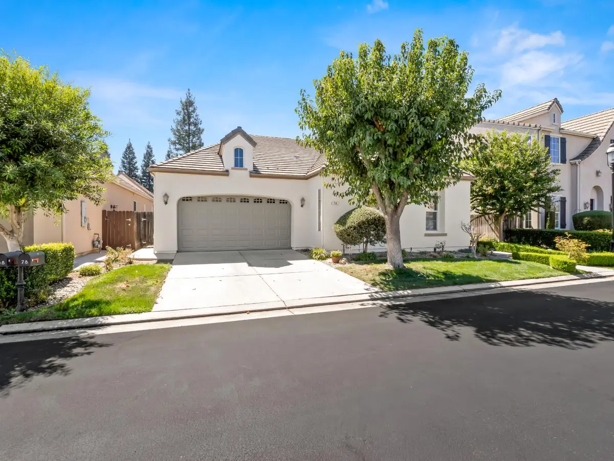 78 W Lester Avenue, Clovis, CA 93619 - #1