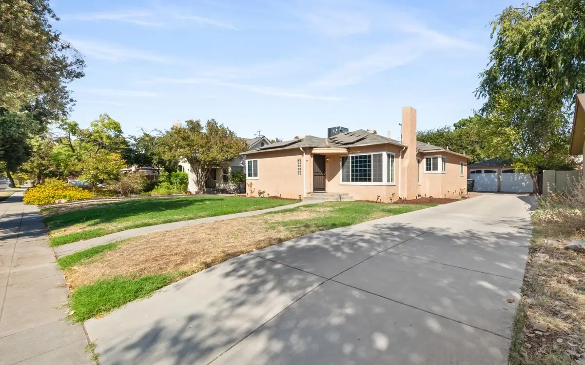 1474 N Thorne Avenue, Fresno, CA 93728 - #1