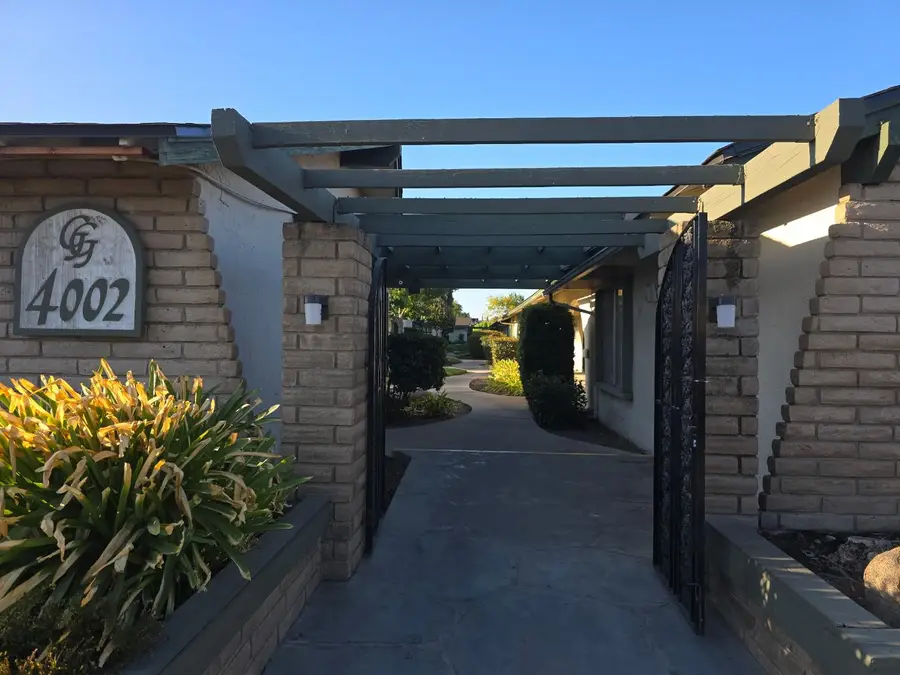 4002 E Dakota Avenue #112, Fresno, CA 93726 - #2