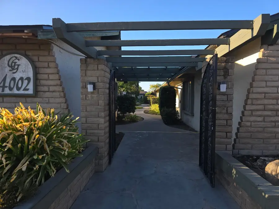 4002 E Dakota Avenue #112, Fresno, CA 93726 - #3