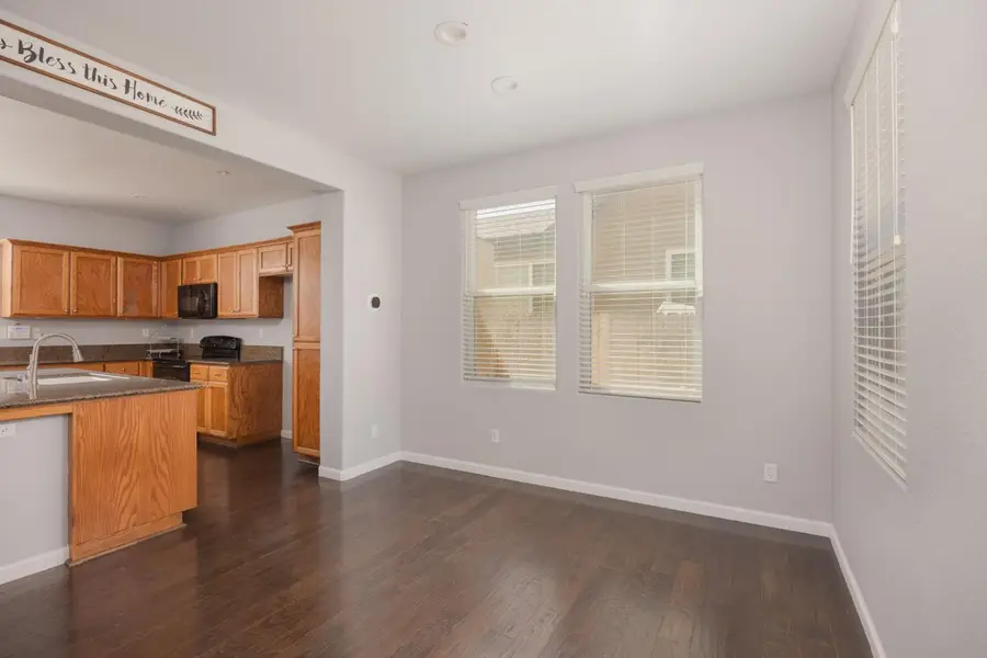 7459 E Robinson Avenue, Fresno, CA 93737 - #2