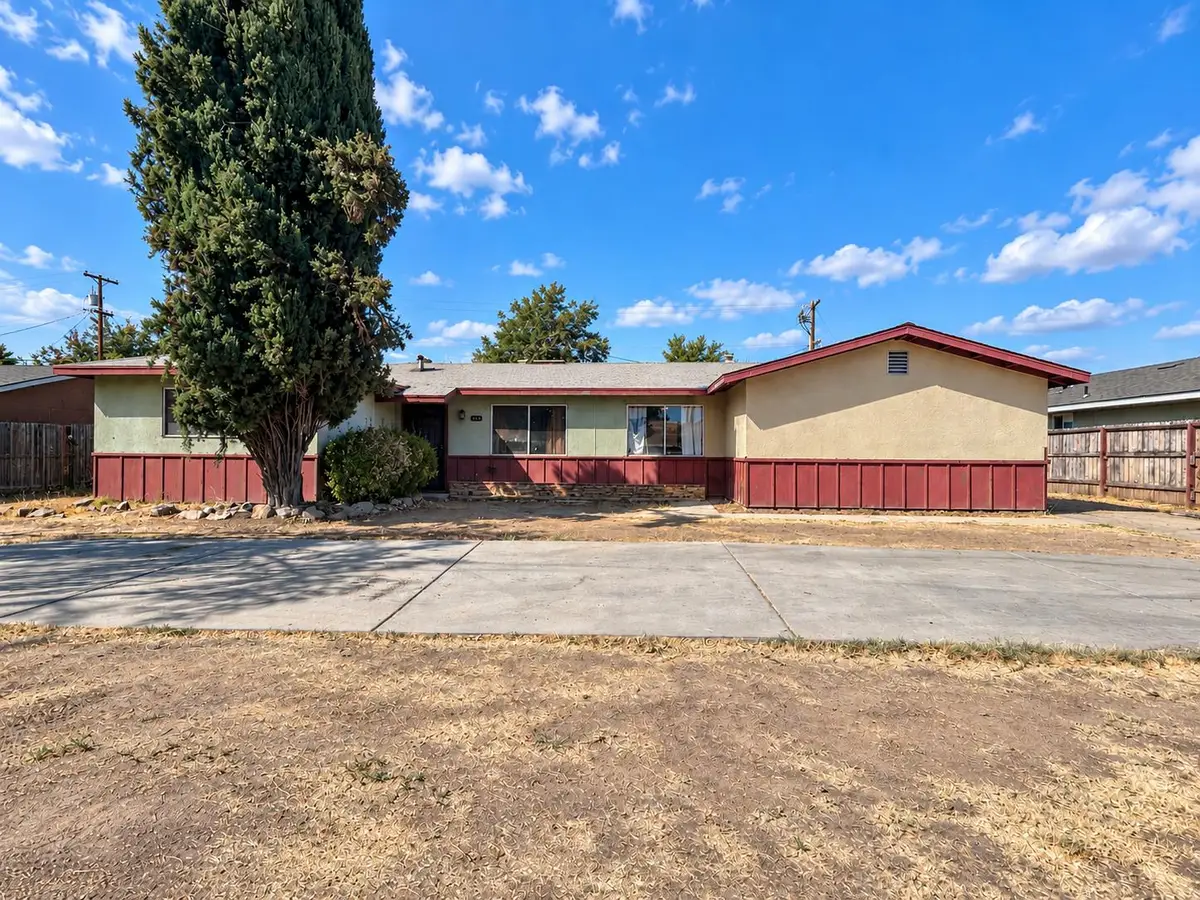 180 E Warner Avenue, Fresno, CA 93710 - #1