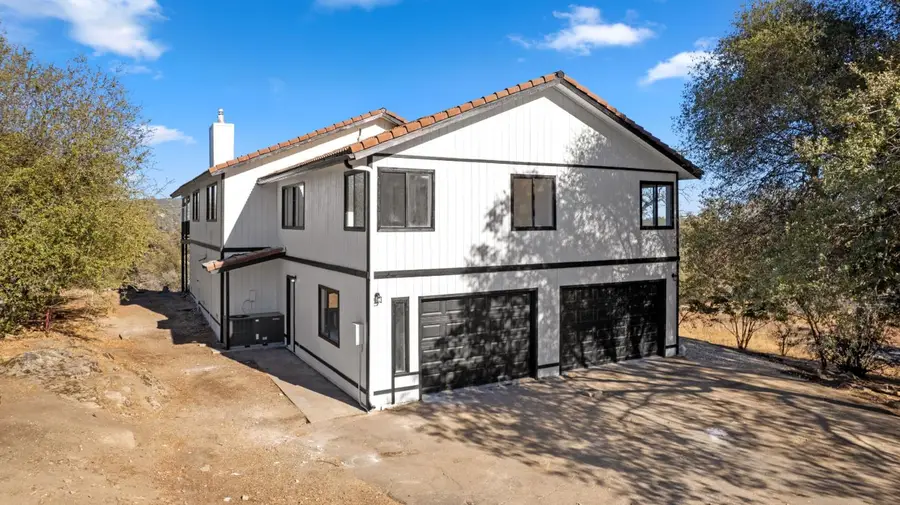 31127 N Dome Drive, Coarsegold, CA 93614 - #2