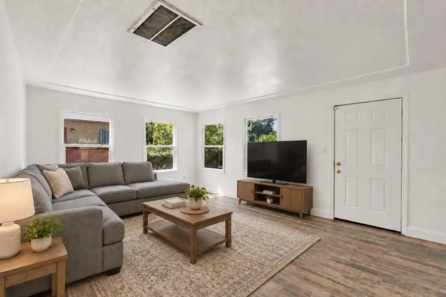 3614 E Washington Avenue, Fresno, CA 93702 - #2